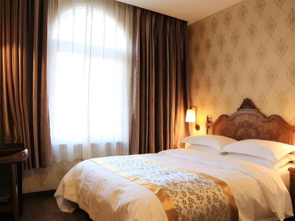 Dong Fang Hotel Beijing Eksteriør bilde