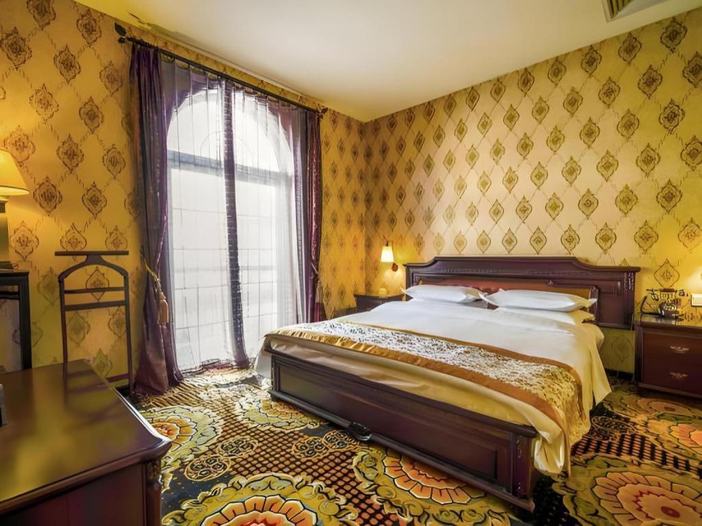 Dong Fang Hotel Beijing Eksteriør bilde