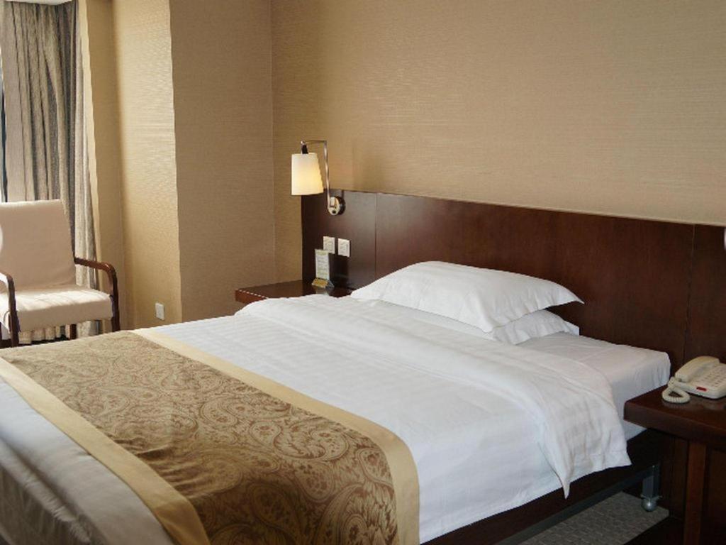 Dong Fang Hotel Beijing Eksteriør bilde